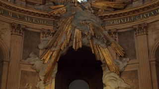 祭室に特徴のある教会