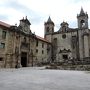 聖地の渓谷に佇む歴史ある修道院を改装したパラドール