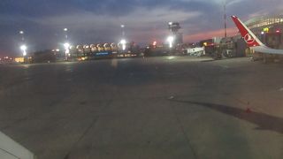 ブルガリア・ルーマニアの旅行の帰国時に、ここからイスタンブール（ＩＳＴ）経由で利用しました。