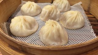 土曜日の夜で30分待ち