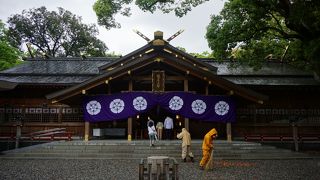 ニニギの天降りの先導をしたという神様