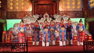 旧王宮に行ったら必ず見るべし宮廷舞踊ショー