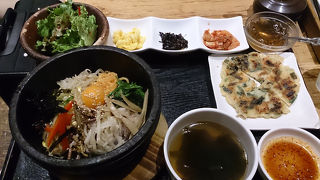 ラクーアで気軽に韓国料理。