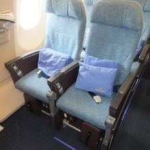 往路：Exit row window seatをゲット