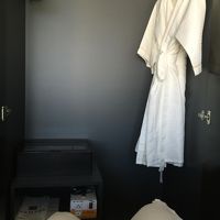 ガウンもあります