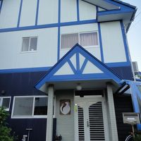 玄関左にトキの看板