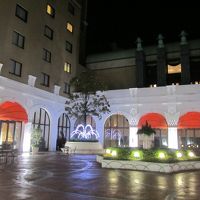 中庭のライトアップも幻想的でした。