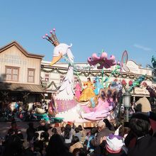 ちょっと影が気になり始める時間でした。