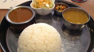 チチル＆シシリ  六本松