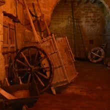 実際に使われていた道具などが展示されています。