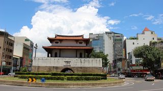 大東夜市の近く