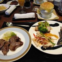 夕食バイキング