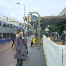 SNCFの最寄り駅　フォンテーヌブロー　アボン