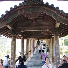 これが登廊です