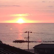 お部屋からの夕陽