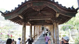 ３９９段の階段を上ります