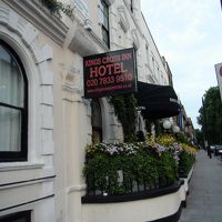 本当に駅の目の前に位置しています