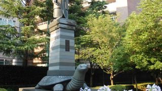 亀に乗った家康