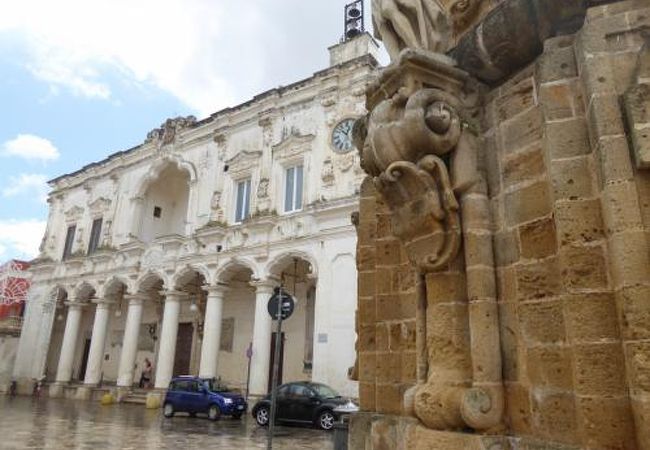 白亜のベネチアンスタイルのパラッツォ♪