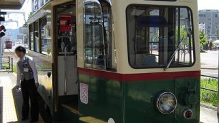 ヨーロッパの市電車両も走る。