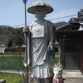 犬墓大師−犬を連れたお大師様