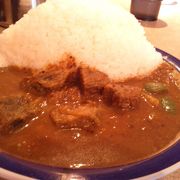 好みが分かれそうなサラサラカレー