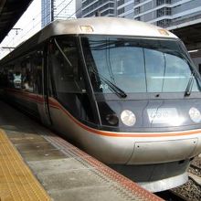 しなの。383系。