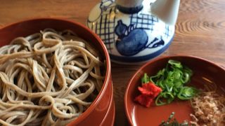 出雲そば。割子そばはいいが、暖かいそばはちょっと。。