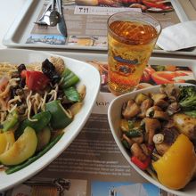 温野菜のサラダは盛り放題