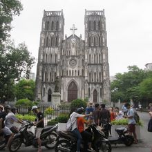 セント ジョセフ教会（ハノイ大教会）