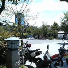 ぱっと見は普通の公園です。