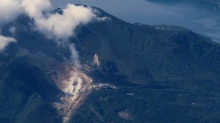 機上から見た大涌谷
