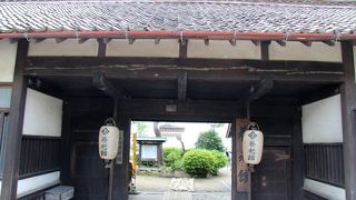 森鴎外や西周など、数多くの優れた人材を輩出した藩校