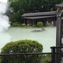 もうもうと湯けむりが