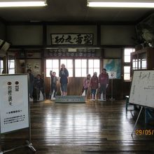 吉永　小百合さんと生徒がお出迎え？