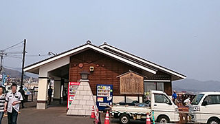 食堂では丼ものが充実