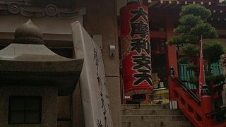 アメ横の中の摩利支天様