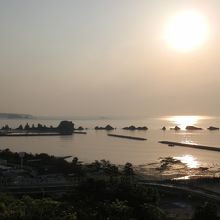 日本の朝日百選、橋杭岩。