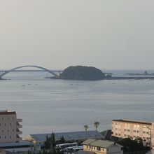 串本と紀伊大島を結ぶ、「くしもと大橋」