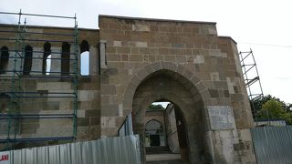 アラアッディン・ジャーミーも修復工事中！