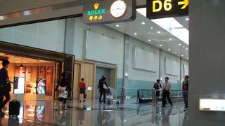 着いたら空港でまずは休憩