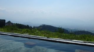 野趣味あふれる絶景温泉！