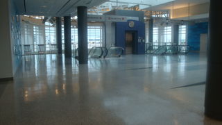 混雑することなく使いやすい空港でした。