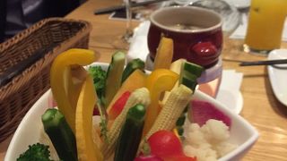 取り敢えず見つけた飲み屋さん