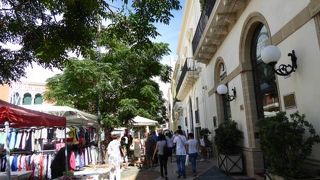 ガリポリ新市街のメインストリート♪