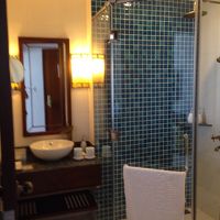 ベッドからはガラス越しで見える