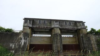 夕陽のスポットとして有名