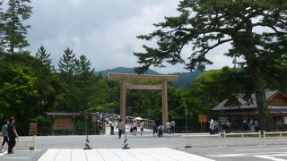 古くから参拝者が絶えない有名な伊勢神宮です！