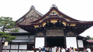 とても広く緑が多い