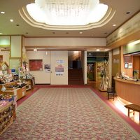 フロントおよび売店